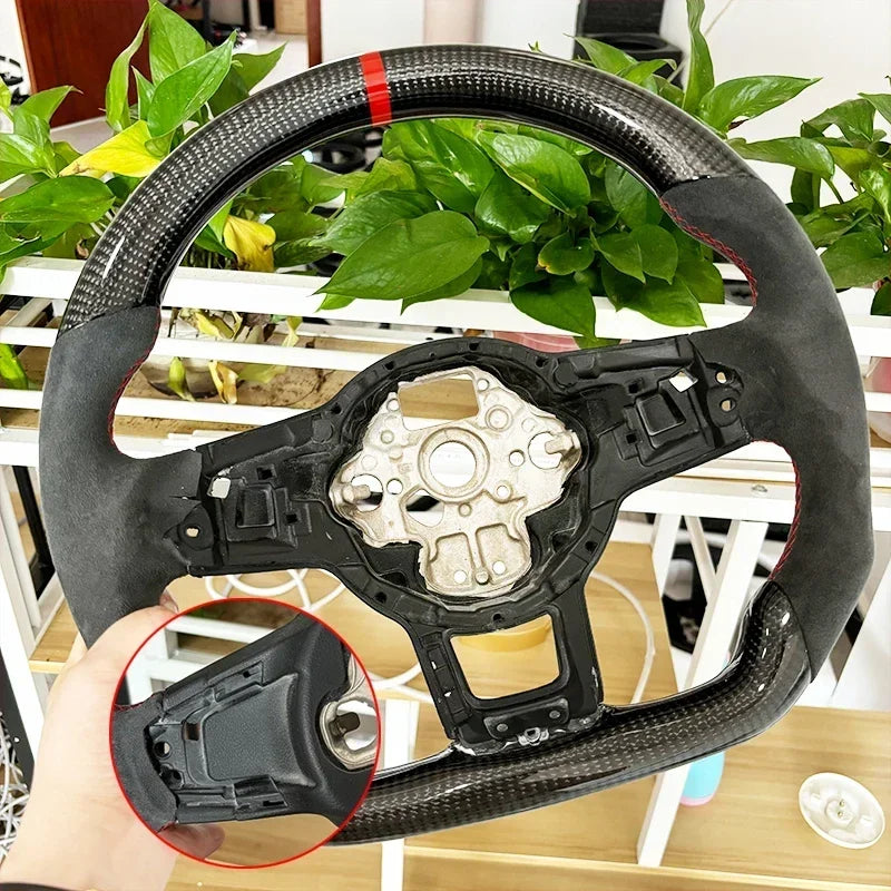 Volant méplat Carbone pour Golf 7 et 7.5